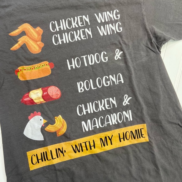 Chicken Wing Song Graphic Tee - Picture 3 of 5